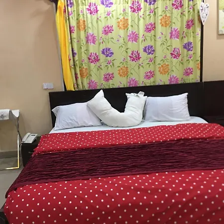 Dabotov And Hotel Ilorin